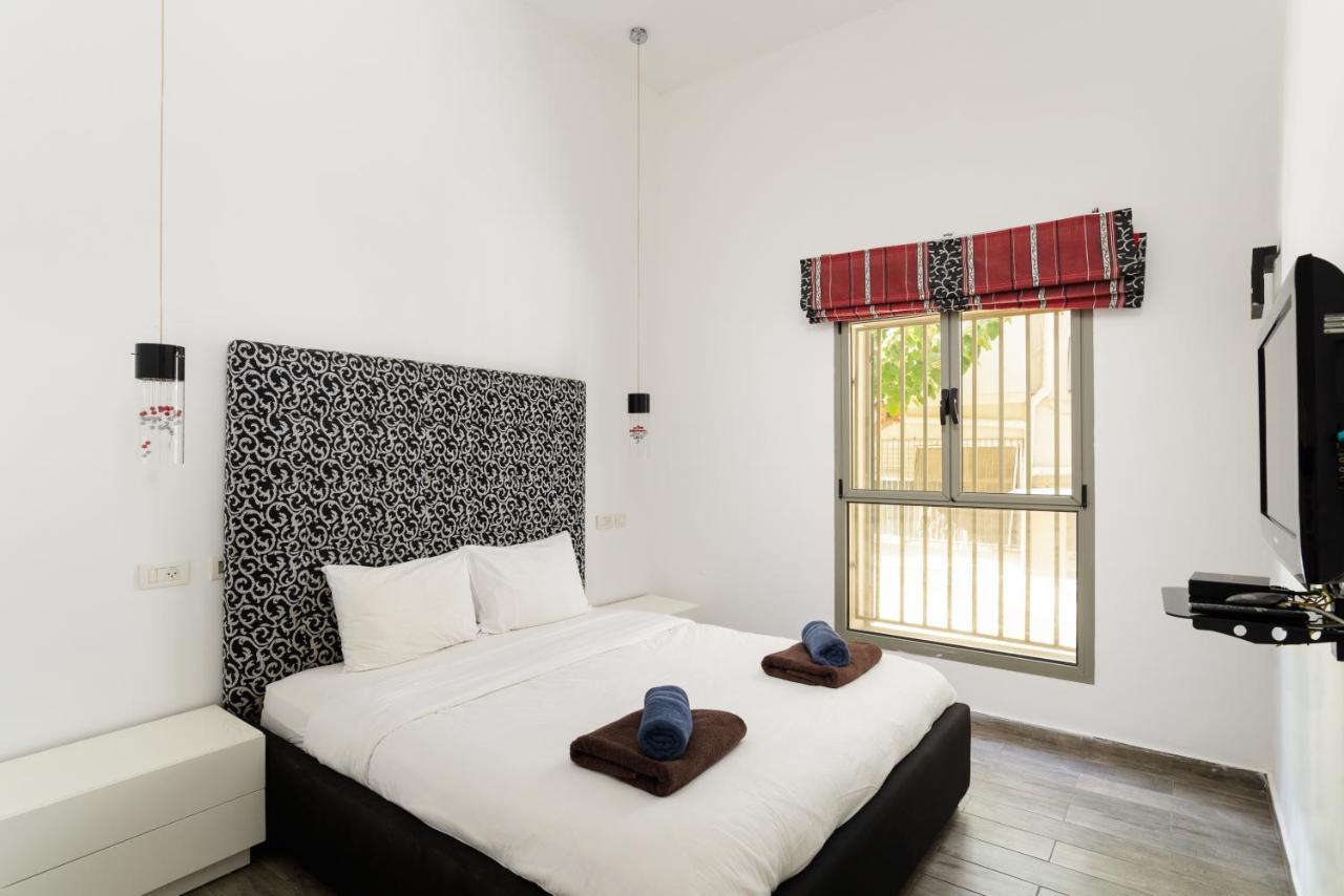 Family Apt & Private Garden Near By Feelhome Apartment